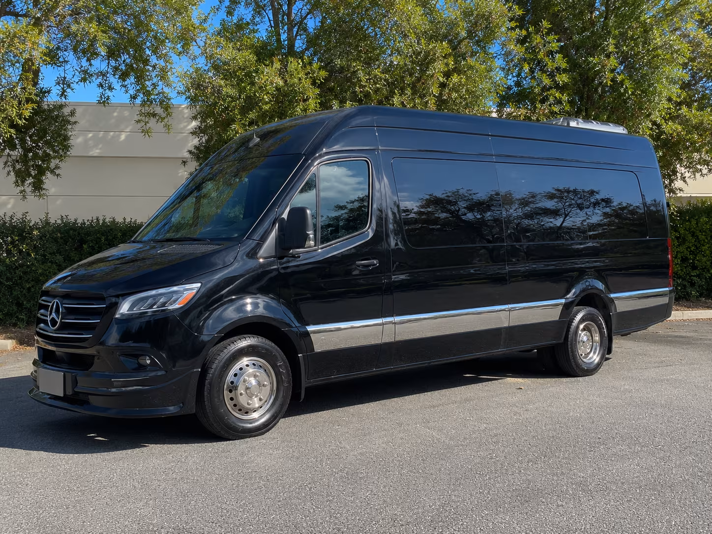 find the perfect transportation for your next corporate event 1
