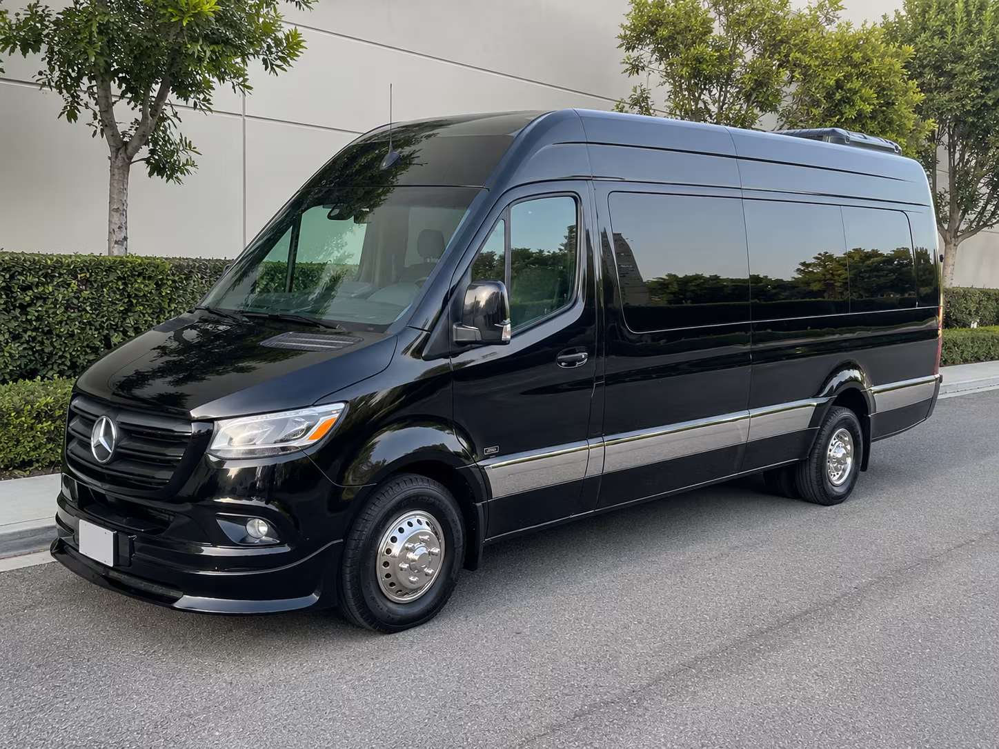find the perfect transportation for your next prom 4