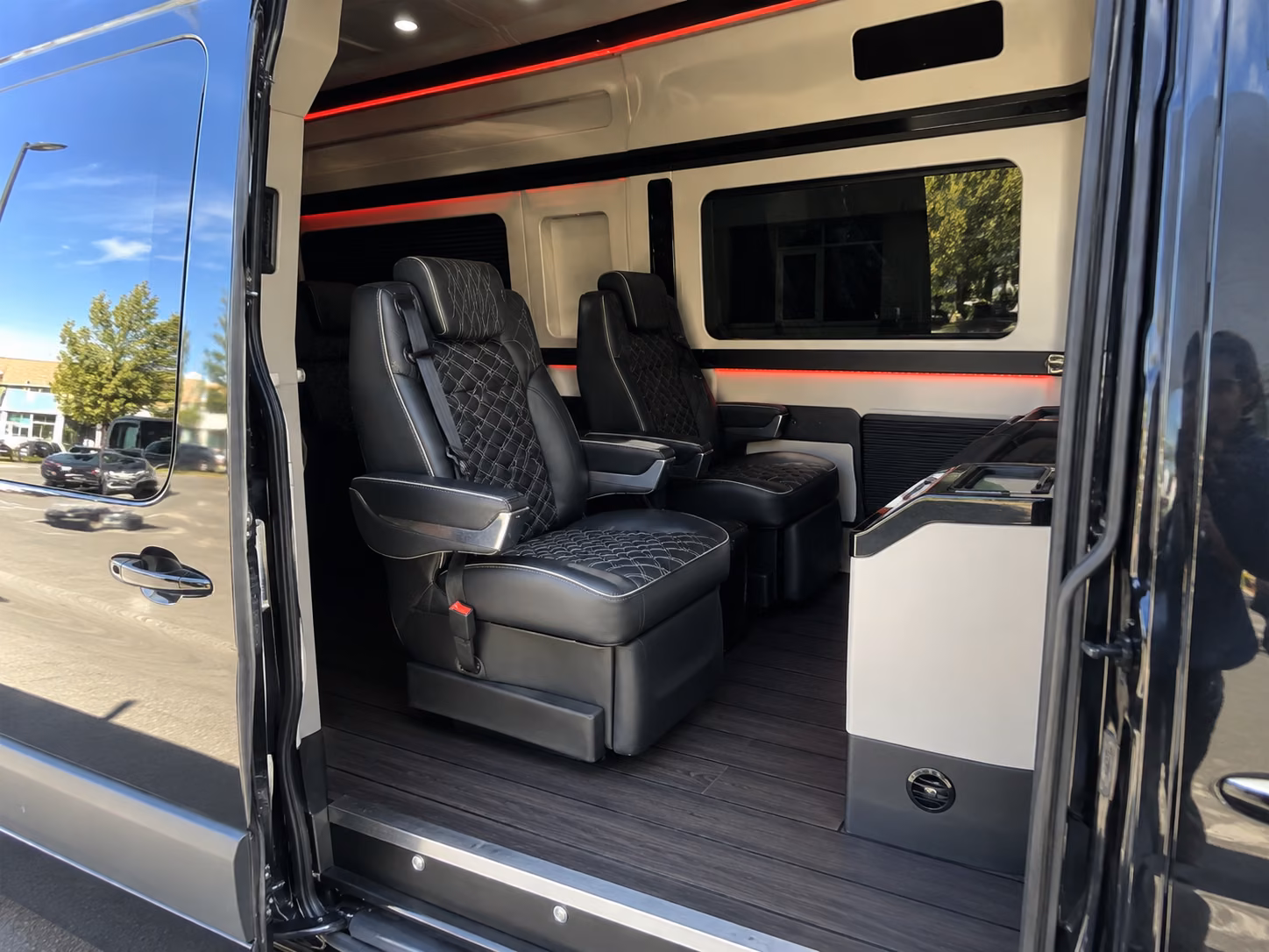 salinas 10 passenger sprinter van inside