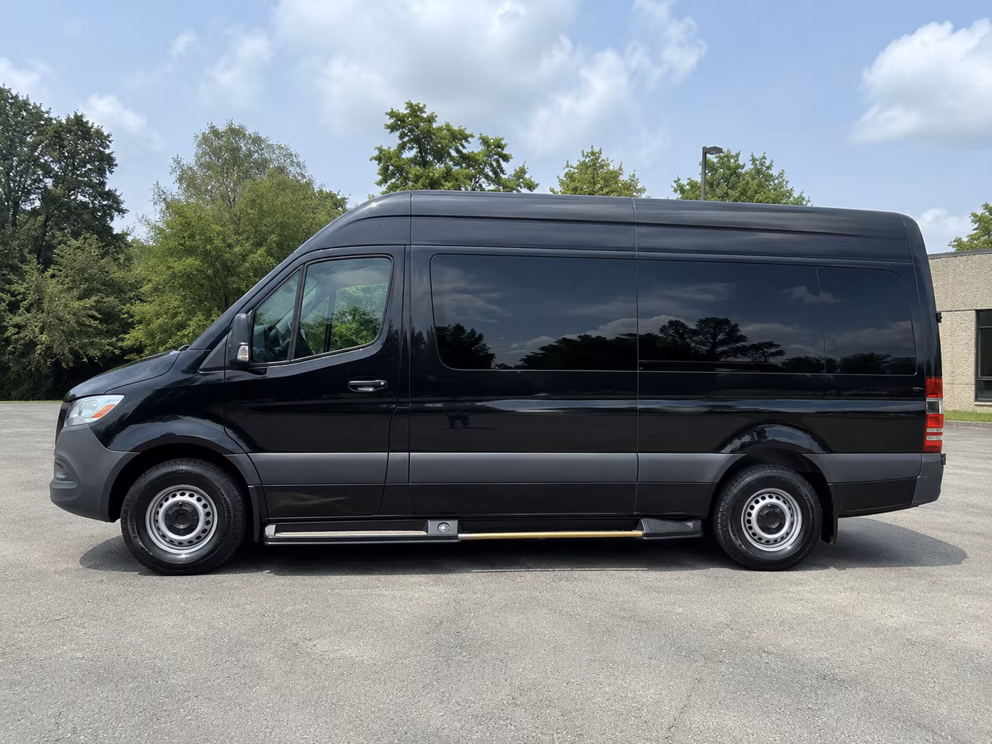 salinas sprinter limousine